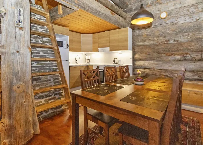 Sallanhelmi C1 By Interhome